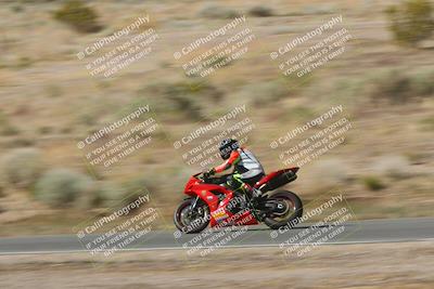 media/Apr-20-2025-AHRMA (Sun) [[393a79c373]]/Race/Group 11 early race/Turn 4b/